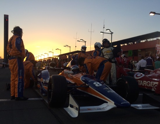 Sun is setting and it's time for the green flag!